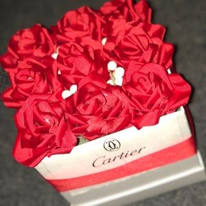 Box Of Roses Cartier White Box Designer